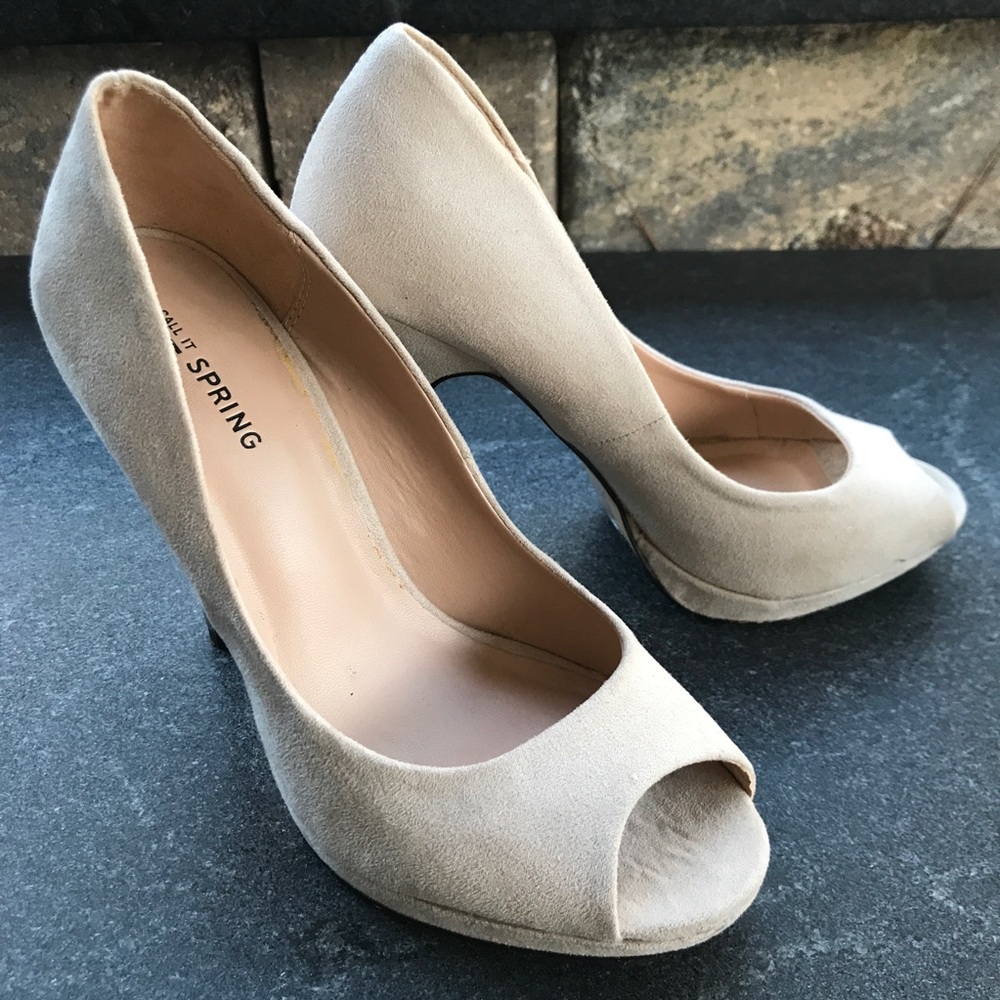 Call it Spring tan peep toe high heels size 7.5 - Picture 1 of 8